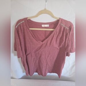 Elegant V-Neck Short Sleeve Top in Mauve